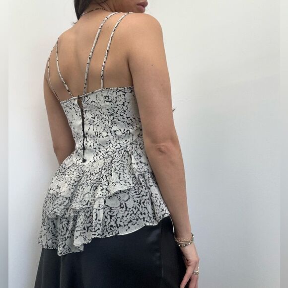 Cinq a Sept 5 a 7 100% Silk Yelena Floral Tiered Asymmetric Boho Cami Top Size S - Picture 6 of 13